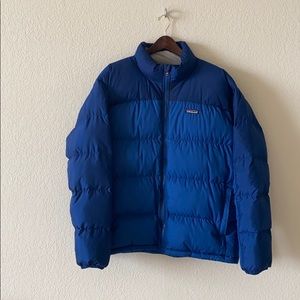 Patagonia two tone blue puffer XL